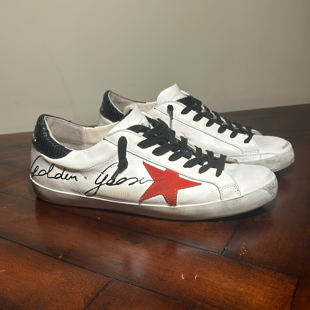 Like new golden goose shoes